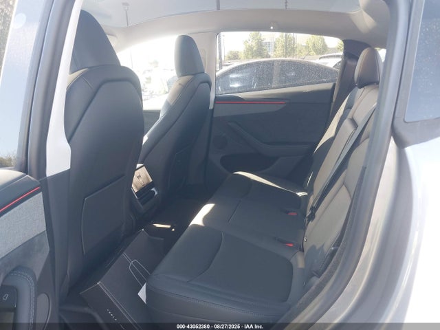 2026 TESLA MODEL Y 7SAYGDED9TA442640 Photo 7