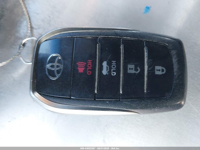JTDBVRBD1KA007647 Toyota 4jm