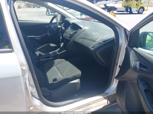 Ford 2015 2015 1FADP3E27FL301936 Image 5
