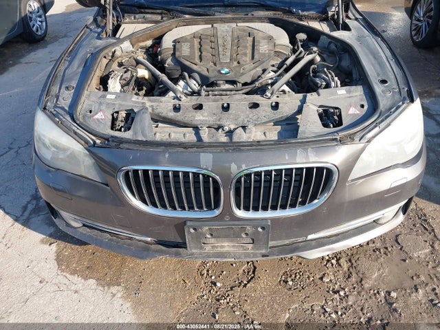 BMW 750li / alpina b7 2014 WBAYE8C55ED134655 Image 10