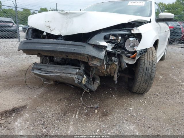 2014 VOLKSWAGEN PASSAT 1VWAT7A34EC070150 Photo 5