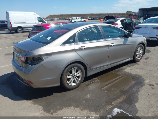 5NPEB4AC0EH937442 Hyundai gamma