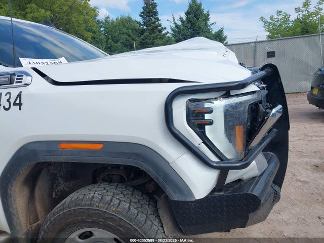 GMC l8t 2024 1GT19LE79RF342316 Image 18