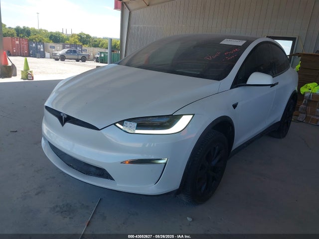2022 TESLA MODEL X 7SAXCBE62NF332953 Photo 1