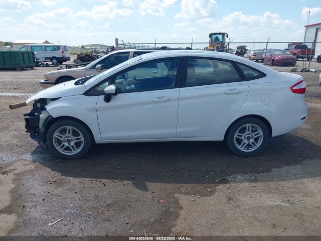 Ford 2019 2019 3FADP4BJ9KM153847 Image 15