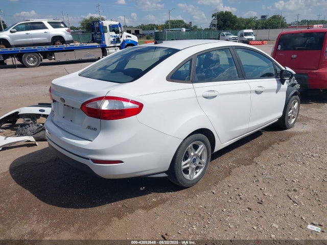 Ford 2019 2019 3FADP4BJ9KM153847 Image 4