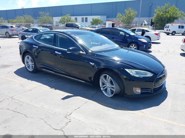 2014 TESLA MODEL S 5YJSA1H15EFP32383 Photo 0