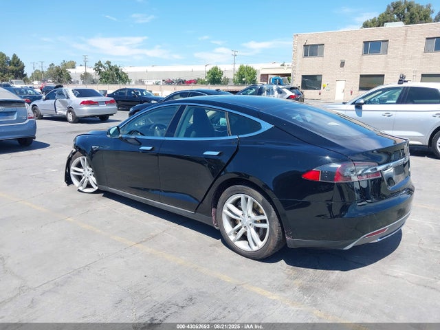 2014 TESLA MODEL S 5YJSA1H15EFP32383 Photo 2