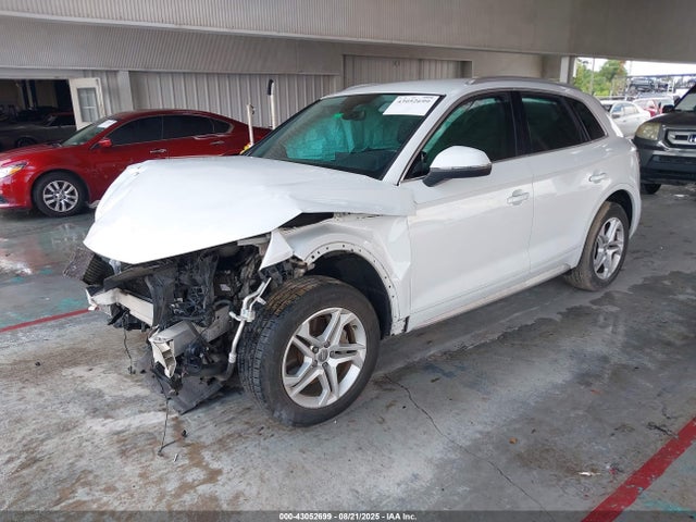 2019 AUDI Q5 WA1ANAFY4K2117929 Photo 1