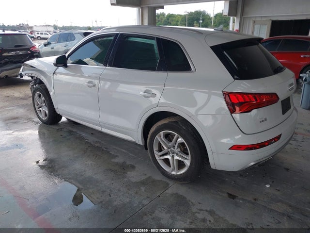 2019 AUDI Q5 WA1ANAFY4K2117929 Photo 2