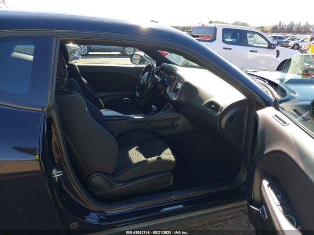 Dodge 2022 2022 2C3CDZJG1NH211376 Image 5