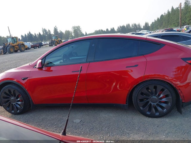 7SAYGDEF9PF968423 Tesla Model Y