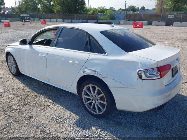 2016 AUDI A4 WAUBFAFL0GN009676 Photo 2