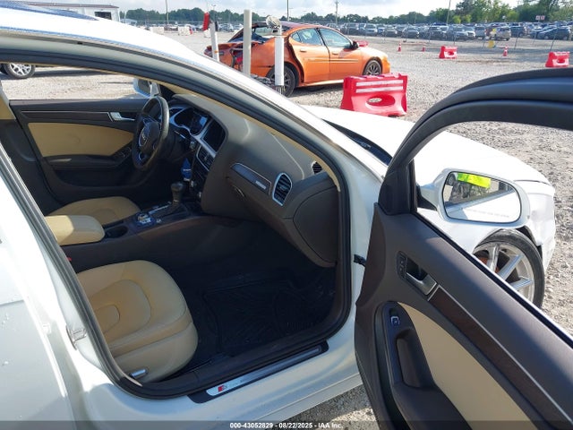 2016 AUDI A4 WAUBFAFL0GN009676 Photo 4