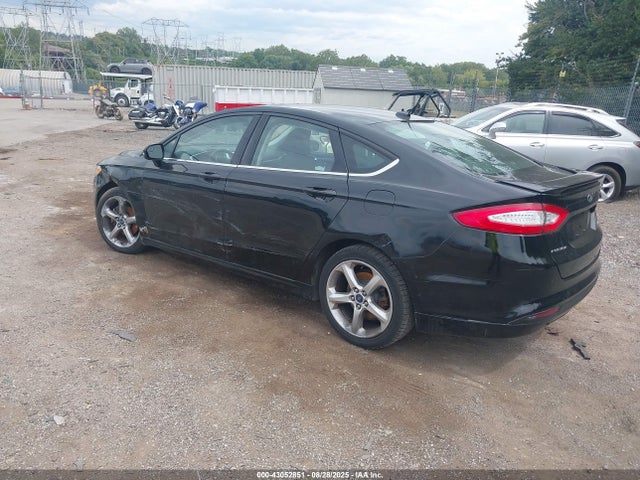 Ford 2016 2016 3FA6P0H79GR255785 Image 3
