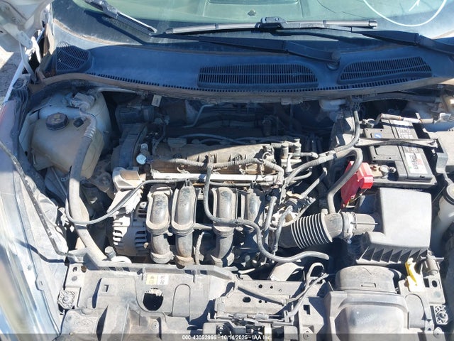 Ford Fiesta 2015 3FADP4BJ7FM216708 Image 10