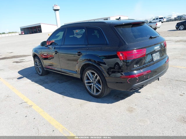 2018 AUDI Q7 WA1VAAF73JD008658 Photo 2