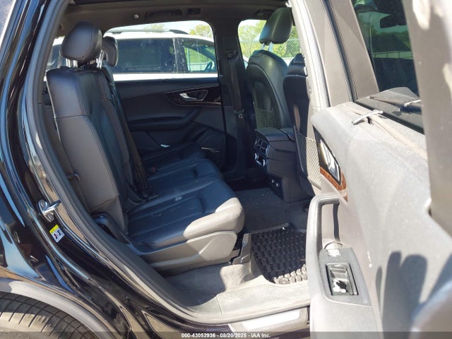 2018 AUDI Q7 WA1VAAF73JD008658 Photo 7