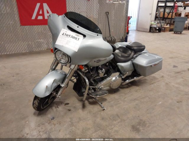 2023 HARLEY-DAVIDSON FLHX 1HD1KBC18PB676658 Photo 1