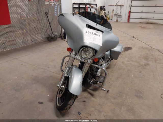 2023 HARLEY-DAVIDSON FLHX 1HD1KBC18PB676658 Photo 4