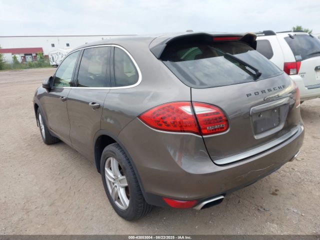 2011 PORSCHE CAYENNE HYBRID WP1AE2A20BLA91630 Photo 2
