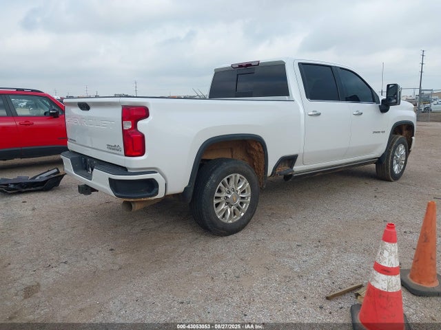 1GC4YREY5NF235043 Chevrolet l5p