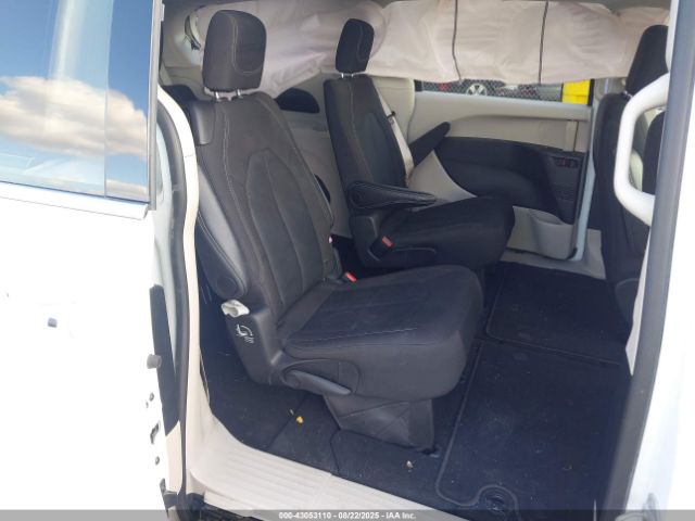 2024 CHRYSLER VOYAGER 2C4RC1CG1RR105744 Photo 7