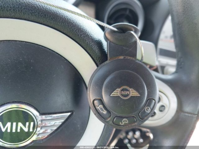 2008 MINI COOPER S WMWMF73558TV33999 Photo 10