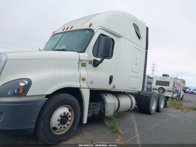 Freightliner Detroit Diesel Dd15 Std 2015 3AKJGLD64FSFZ8374 Image 16
