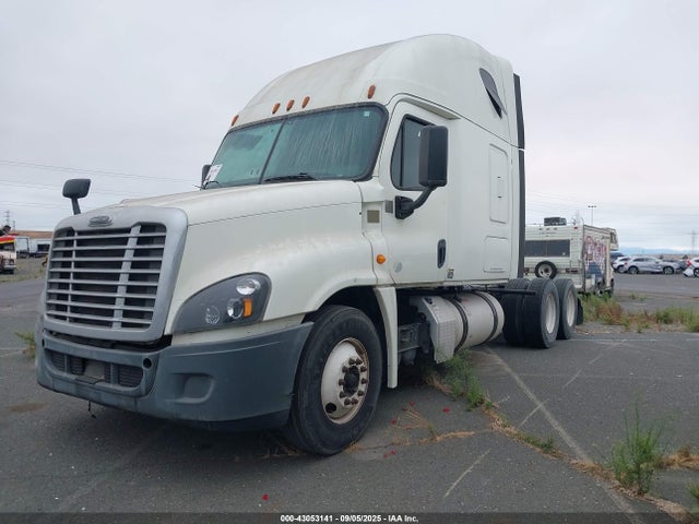 Freightliner Detroit Diesel Dd15 Std 2015 3AKJGLD64FSFZ8374 Image 2