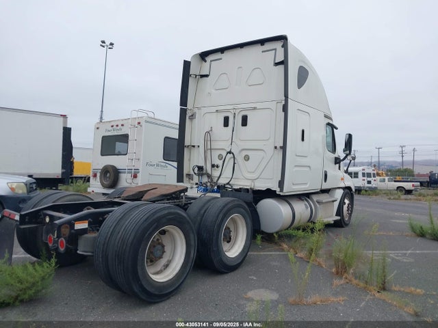 Freightliner Detroit Diesel Dd15 Std 2015 3AKJGLD64FSFZ8374 Image 4