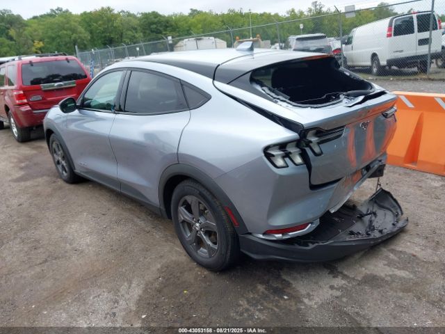 2022 FORD MUSTANG MACH-E 3FMTK1RM1NMA28568 Photo 2