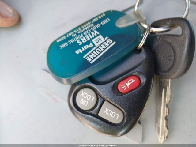 2000 GMC YUKON XL 1500 3GKFK16T6YG142327 Photo 10