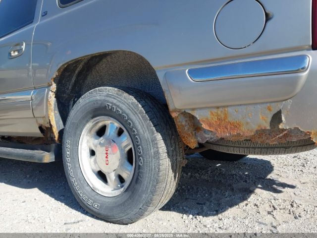 2000 GMC YUKON XL 1500 3GKFK16T6YG142327 Photo 5