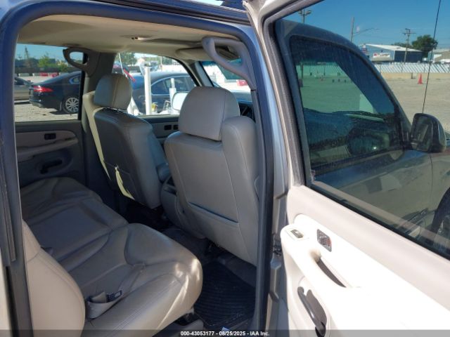 2000 GMC YUKON XL 1500 3GKFK16T6YG142327 Photo 7