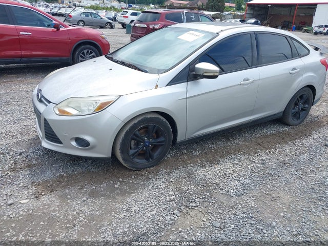 Ford 2014 2014 1FADP3F29EL309212 Image 2