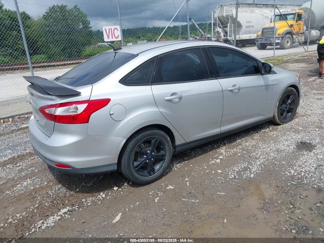 Ford 2014 2014 1FADP3F29EL309212 Image 4