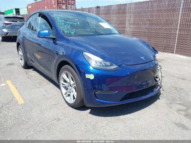 7SAYGDEE7NA018353 Tesla Model Y