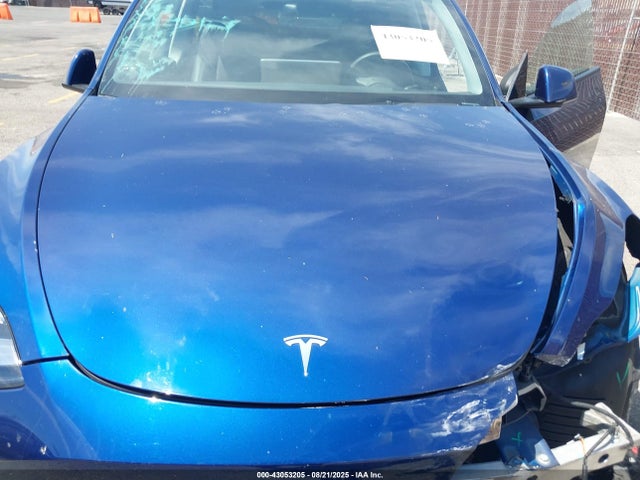 7SAYGDEE7NA018353 Tesla Model Y