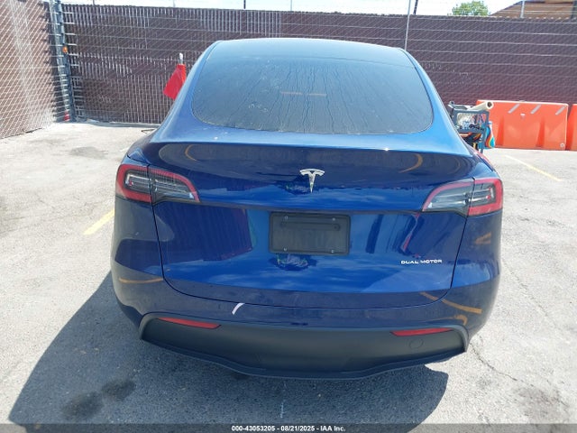 7SAYGDEE7NA018353 Tesla Model Y