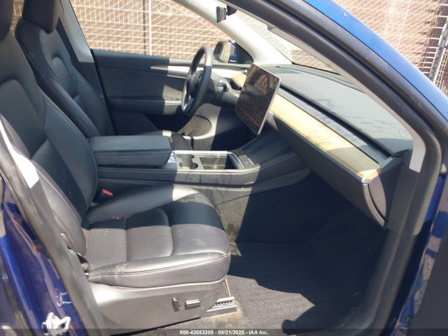 7SAYGDEE7NA018353 Tesla Model Y