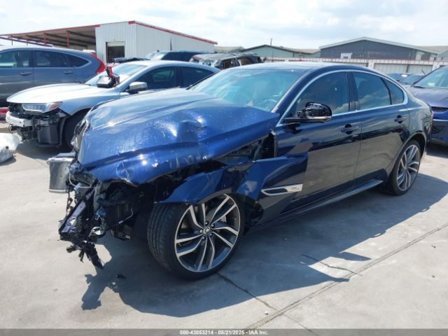 2024 JAGUAR XF SAJBL4GX4RCY93975 Photo 1
