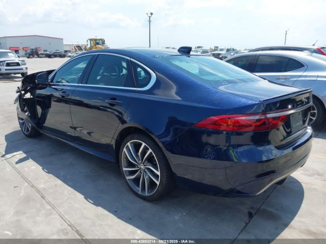 2024 JAGUAR XF SAJBL4GX4RCY93975 Photo 2