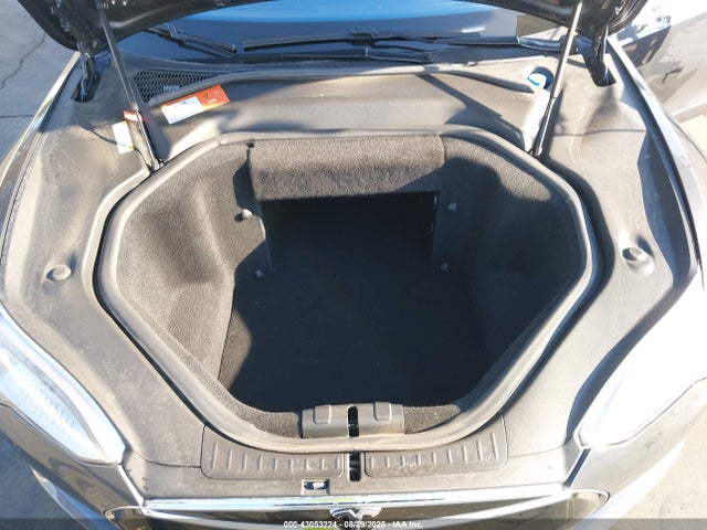 2014 TESLA MODEL S 5YJSA1H15EFP52052 Photo 9