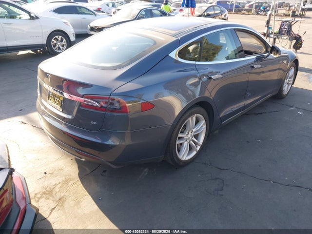 2014 TESLA MODEL S 5YJSA1H15EFP52052 Photo 3