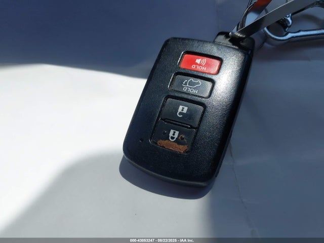 2T1BURHE2JC002888 Toyota 2zr-fe