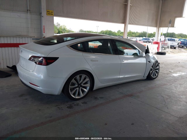 2018 TESLA MODEL 3 5YJ3E1EA1JF031959 Photo 3