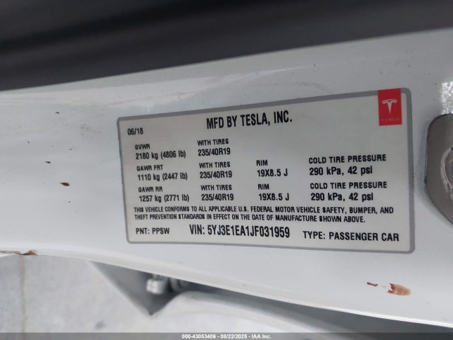 2018 TESLA MODEL 3 5YJ3E1EA1JF031959 Photo 8
