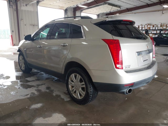 2016 CADILLAC SRX 3GYFNAE33GS519223 Photo 2
