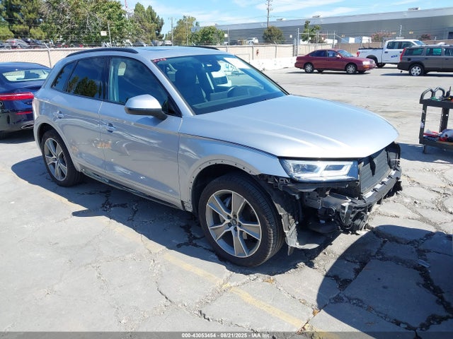 2019 AUDI Q5 WA1BNAFY5K2126272 Photo 0